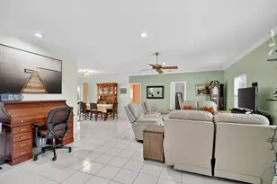 224 Orange Tree Dr, Atlantis, FL 33462 - Photo 9