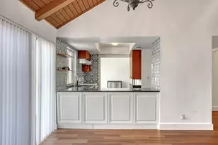 241 NW 15th St, Boca Raton, FL 33432 - Photo 9