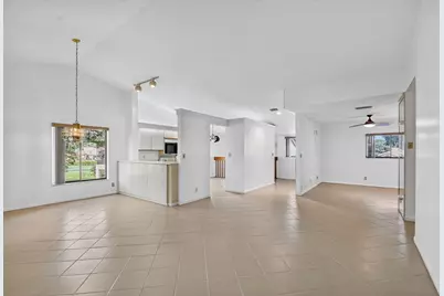 10631 Ocean Palm Way, Unit #202, Boynton Beach, FL 33437 - Photo 23