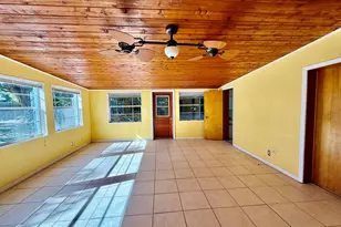 1050 NE Wright Ave, Jensen Beach, FL 34957 - Photo 3