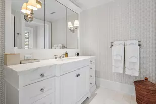 242 Tangier Ave, Palm Beach, FL 33480 - Photo 23