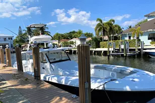 925 Cypress Dr, Delray Beach, FL 33483 - Photo 17