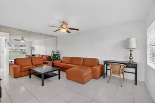 52 Mansfield B, Boca Raton, FL 33434 - Photo 5