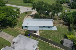 110 6th Ct SW, Vero Beach, FL 32962 - Photo 23