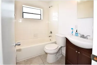 110 6th Court SW, Vero Beach, FL 32962 - Photo 11