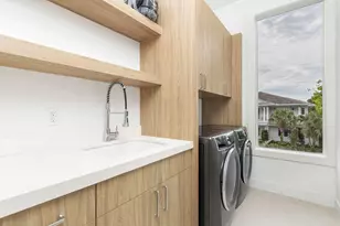 237 DESOTA Rd, West Palm Beach, FL 33405 - Photo 39