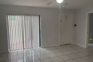 639 Executive Center Dr, West Palm Beach, FL 33401 - Photo 7