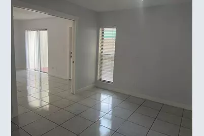 639 Executive Center Drive, Unit #O-107, West Palm Beach, FL 33401 - Photo 13