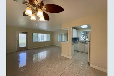 379 Northampton S, West Palm Beach, FL 33417 - Photo 9