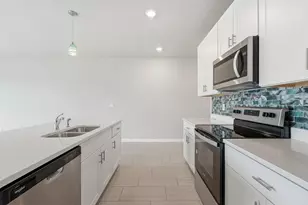 373 Salisbury Cir, Fort Pierce, FL 34982 - Photo 11