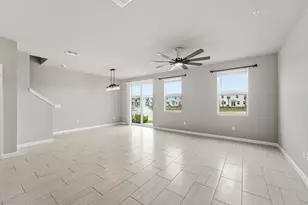 373 Salisbury Cir, Fort Pierce, FL 34982 - Photo 7