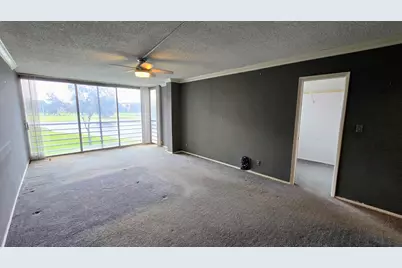 555 Oaks Lane, Unit #207, Pompano Beach, FL 33069 - Photo 7