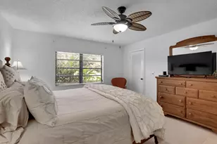 21215 Lago Cir, Boca Raton, FL 33433 - Photo 15