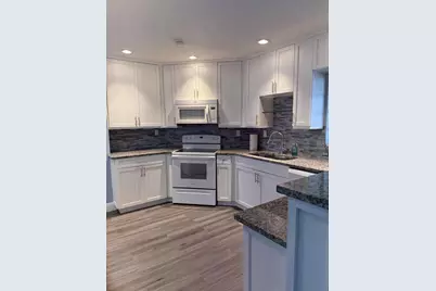 1 Greenway N, Unit #205, Royal Palm Beach, FL 33411 - Photo 3