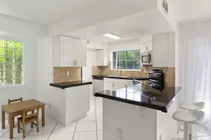 1045 SE 6th Ave, Dania, FL 33004 - Photo 15