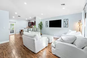 5418 Club Cir, Haverhill, FL 33415 - Photo 5