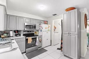 314 Georgian Park Dr, Jupiter, FL 33458 - Photo 13