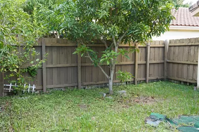 10245 SW 16th Court, Pembroke Pines, FL 33025 - Photo 5