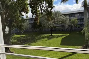 186 Suffolk E, Boca Raton, FL 33434 - Photo 11