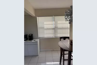 186 Suffolk E, Boca Raton, FL 33434 - Photo 3