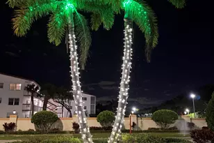 186 Suffolk E, Boca Raton, FL 33434 - Photo 1