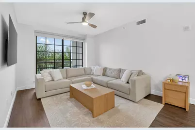 233 S Federal Highway, Unit #423, Boca Raton, FL 33432 - Photo 3
