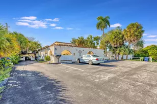 2733 NE 1st Terrace, Wilton Manors, FL 33334 - Photo 9