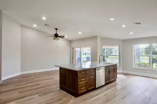 1605 S Club Dr, Wellington, FL 33414 - Photo 9