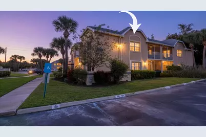 1673 SE Green Acres Circle, Unit #201, Port Saint Lucie, FL 34952 - Photo 3