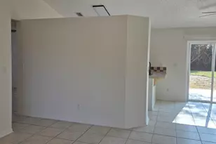 1042 Lava St SE, Palm Bay, FL 32909 - Photo 5