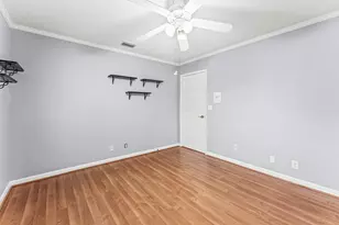 2063 Amesbury Cir, Wellington, FL 33414 - Photo 23