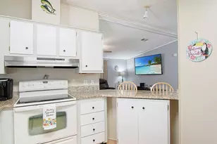 8572 Florence Dr, Port Saint Lucie, FL 34952 - Photo 9