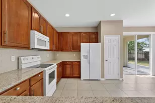 1572 SW Gager Rd, Port Saint Lucie, FL 34953 - Photo 11