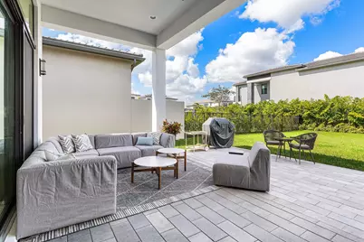 8233 Essex Country Club Drive, Boca Raton, FL 33434 - Photo 35