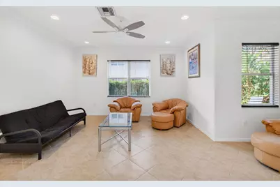 7533 Topiary Avenue, Boynton Beach, FL 33437 - Photo 17