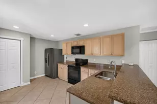 4358 SE Graham Dr, Stuart, FL 34997 - Photo 11