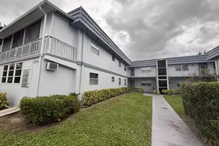 596 Saxony M, Delray Beach, FL 33446 - Photo 13