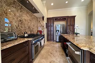 476 SW Squire Johns Ln, Palm City, FL 34990 - Photo 9