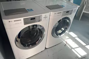 725 Lori Dr, Palm Springs, FL 33461 - Photo 19