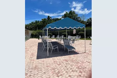 725 Lori Drive, Unit #406, Palm Springs, FL 33461 - Photo 27