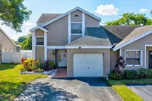 11140 SW 11th Pl, Davie, FL 33324 - Photo 23