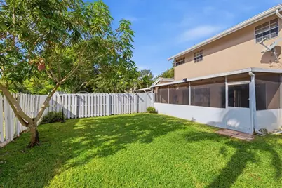 11140 SW 11th Place, Davie, FL 33324 - Photo 21