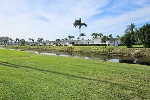 2581 Dudley Dr W, West Palm Beach, FL 33415 - Photo 19