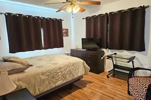 2581 Dudley Dr W, West Palm Beach, FL 33415 - Photo 15