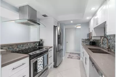 950 Ponce De Leon Road, Unit #401, Boca Raton, FL 33432 - Photo 13