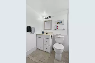 319 Windsor N, West Palm Beach, FL 33417 - Photo 13