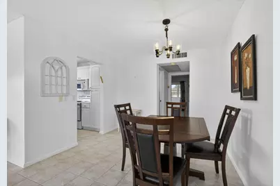 319 Windsor N, West Palm Beach, FL 33417 - Photo 5