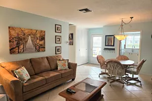 2520 Dudley Dr E, West Palm Beach, FL 33415 - Photo 9