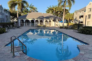 520 SW 111th Ave, Pembroke Pines, FL 33025 - Photo 1