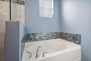 148 SW 7th Ct, Pompano Beach, FL 33060 - Photo 11